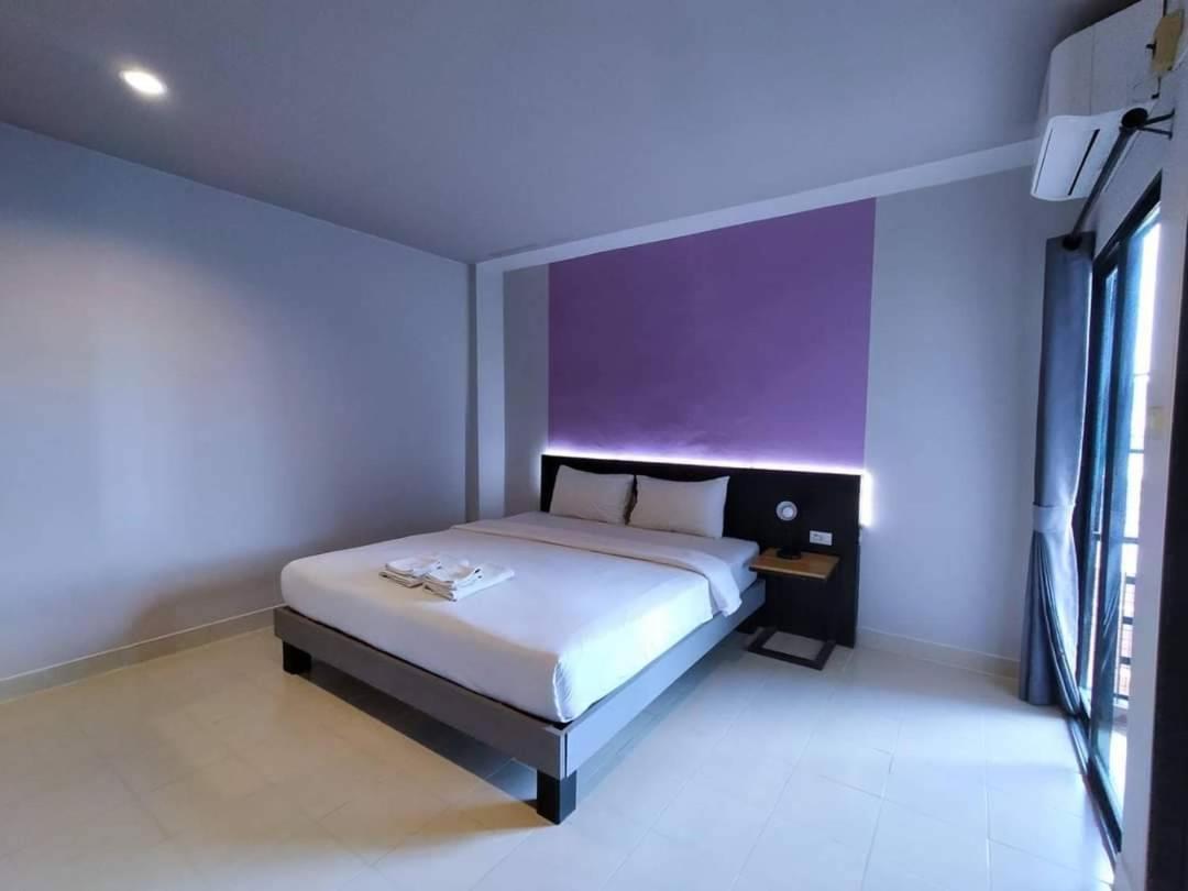 Hotel Passion Nakhon Si Thammarat Exteriör bild